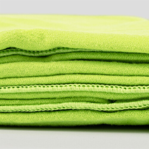 Phoenix Fitness Antibacterial Microfiber Towel 1