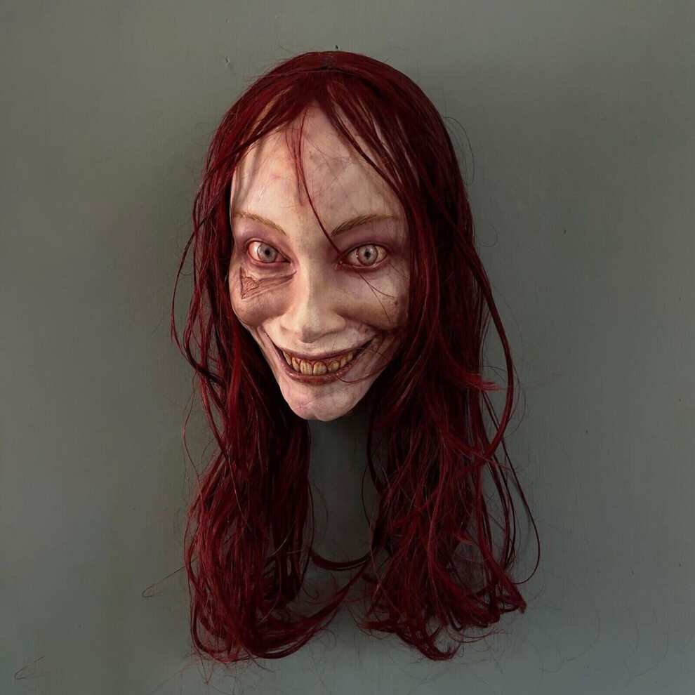 Mom is now full of " Scary Head Wall Mount Sculpture Evil Dead Halloween Decor
