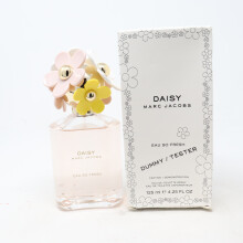 Marc Jacobs Daisy Eau De Toilette Spray For Women 4.24oz / 125ml
