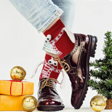 2 Paires de chaussettes de Noël amusantes avec un couple se tet par la main Rouge