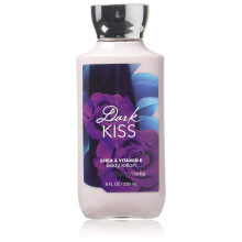 Bath & Body Works Signature Collection Bodylotion Dark Kiss 8 Ounce