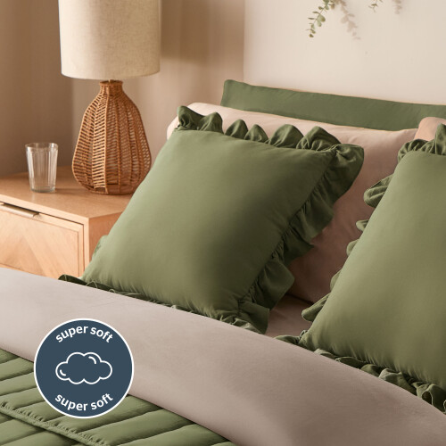 Silentnight (Green) Silentnight Supersoft Ruffle Cushion 45 x 45 cm 2