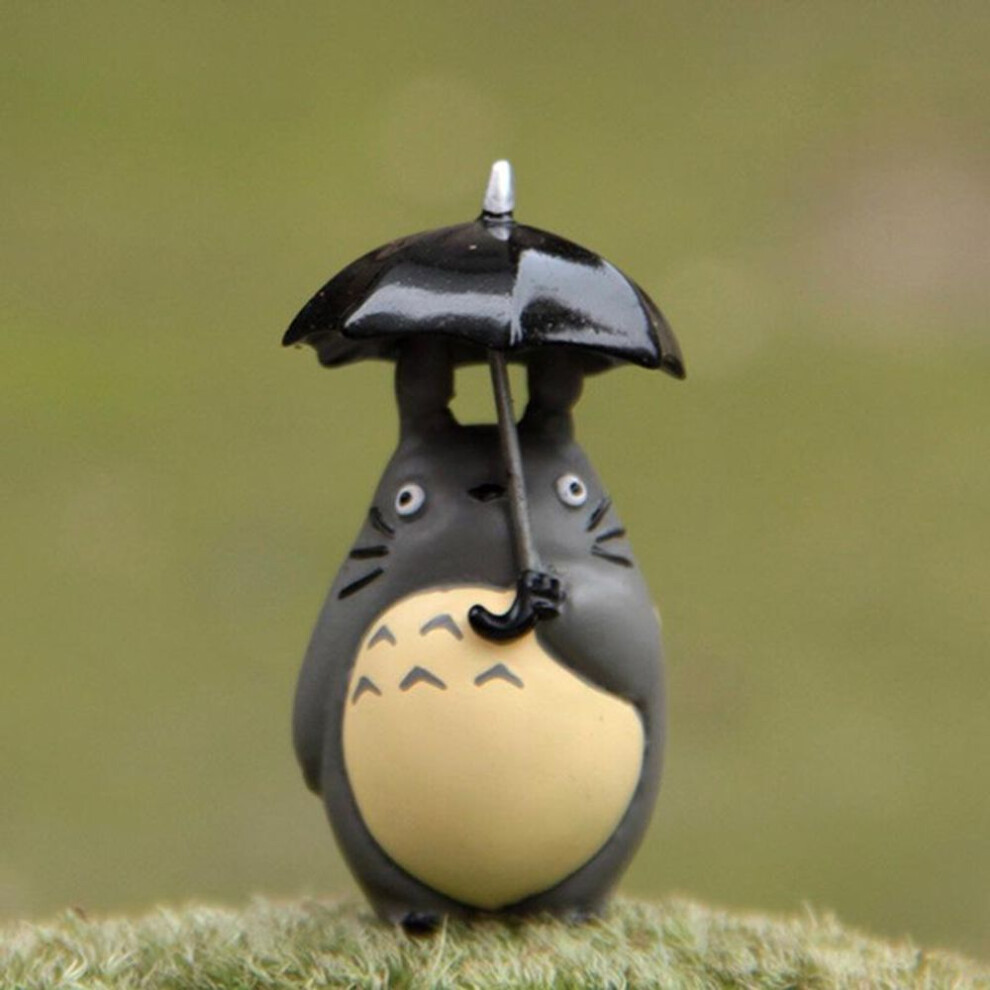 Totoro Figure Doll Decorations Holding Umbrella Resin Miniature Figurines Toys 5cm PVC