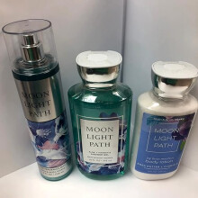 Bath & Body Works Moonlight Path Geschenkset - Neues Daily Trio in Vollgröße für strahlende Hautpflege und erfrischende Düfte