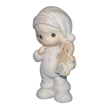 Precious Moments #530166 (Wishing You the Sweetest Christmas) Figurine