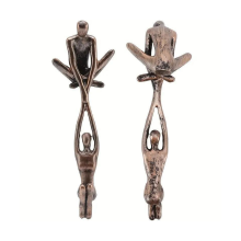 Ornamento di scultura di amante Uomo che solleva Donna Figurina Amante che balla Figurina Coppia che balla Statua Arte astratta