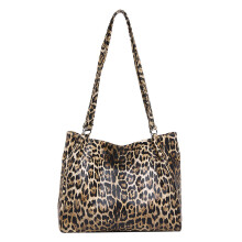 (Brown) Leopard Luxurious Print Tote Bag For Women Stylish Large Capacity Bag Perfect For Daily Fashion