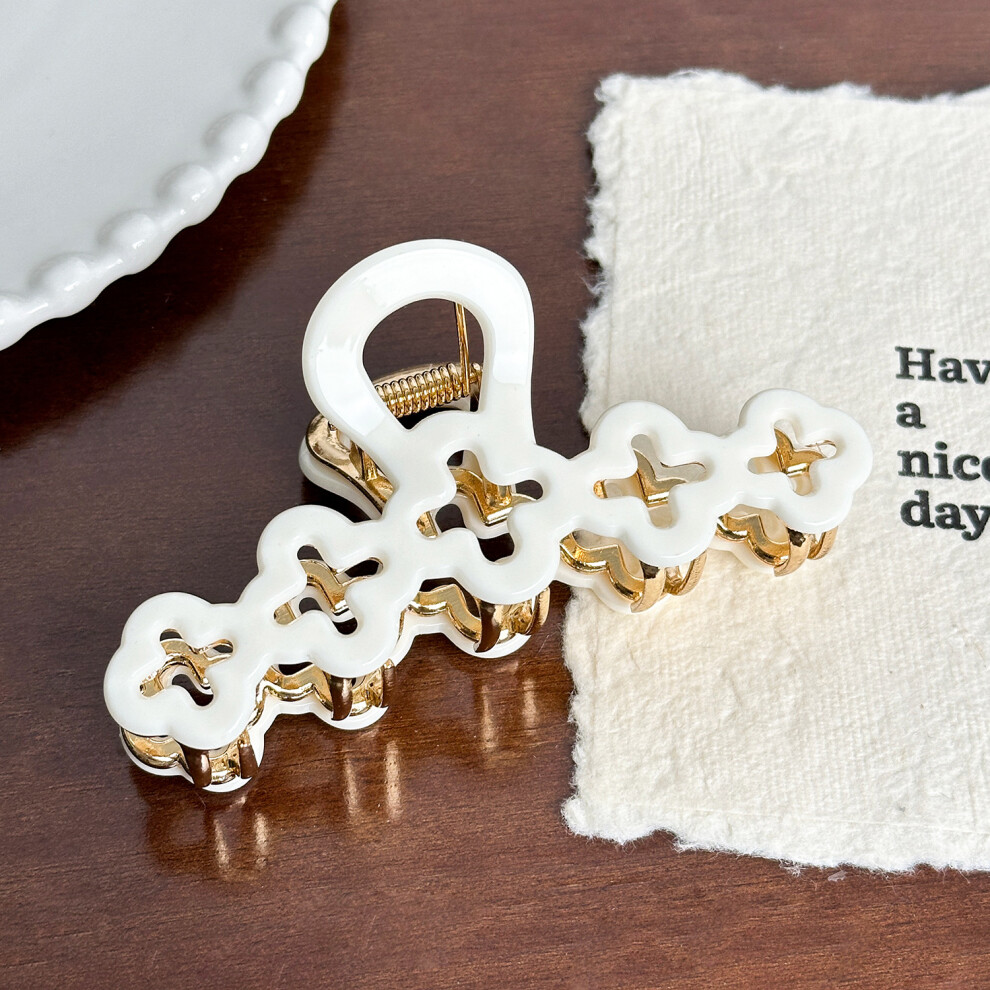 (Cream) Colored Pastel Soft Shark Claw Hairpin For A Sophisticated Stylish Appearance And-image-OPC-PFZNWB8-NEW