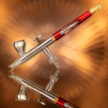 Harder & Steenbeck Infinity 2024 CRplus 2in1 Airbrush - Infinity Titanium 0.25mm & 0.44mm Headsets with 2ml/4ml Cups (122233)