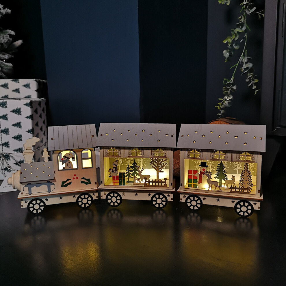 Samuel Alexander Led Battery Operated Indoor Wooden Christmas Train & Carriages Scene 16Cm