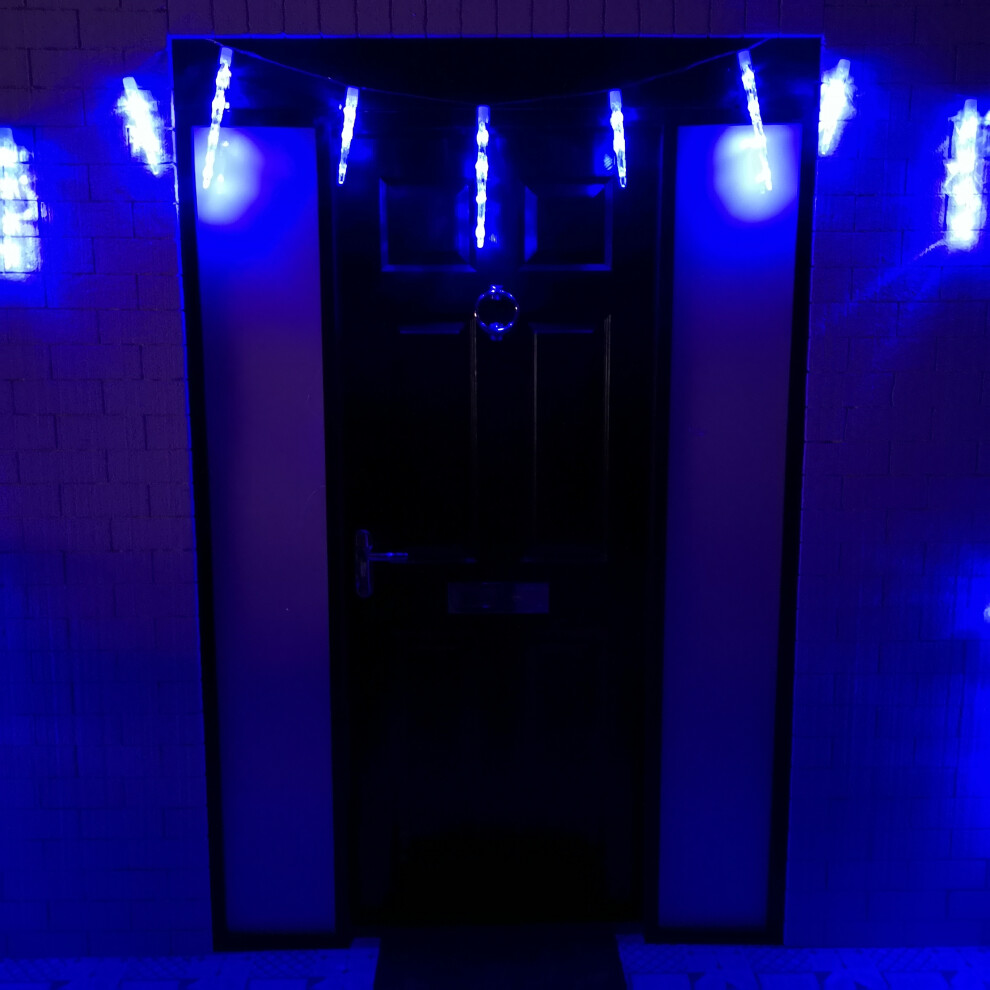 Samuel Alexander 6.9M White To Blue Led Colour Changing Icicle Lights Christmas Decoration