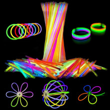 8Inches Glow in the Dark 100 Glowsticks Bracelets with Connectors