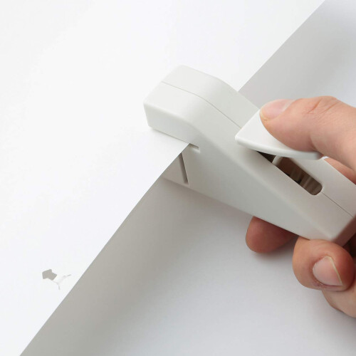 Agrafeuse sans agrafes MUJI blanche 2