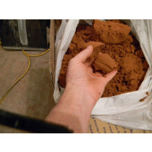 Petrobond Sand je cenove dostupn alternativa delftsk hlny pro odlvn drahch kovu