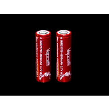 2x Vapcell 21700 4500mAh 3.7V Batteries 20A + case