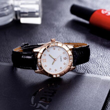 (black) Luxury Womens Analig Quartz Wristwatches Leather Strap Luminous Watch Casual Business Dress Watch