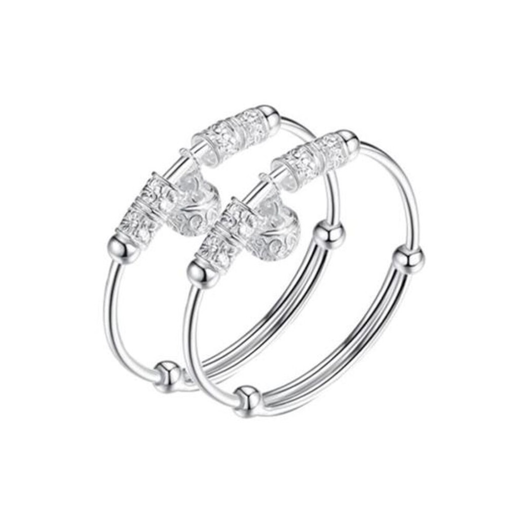 2Pcs Adjustable Infant Baby Embossing Bell Bangle Hand Bracelet Jewelry Gift