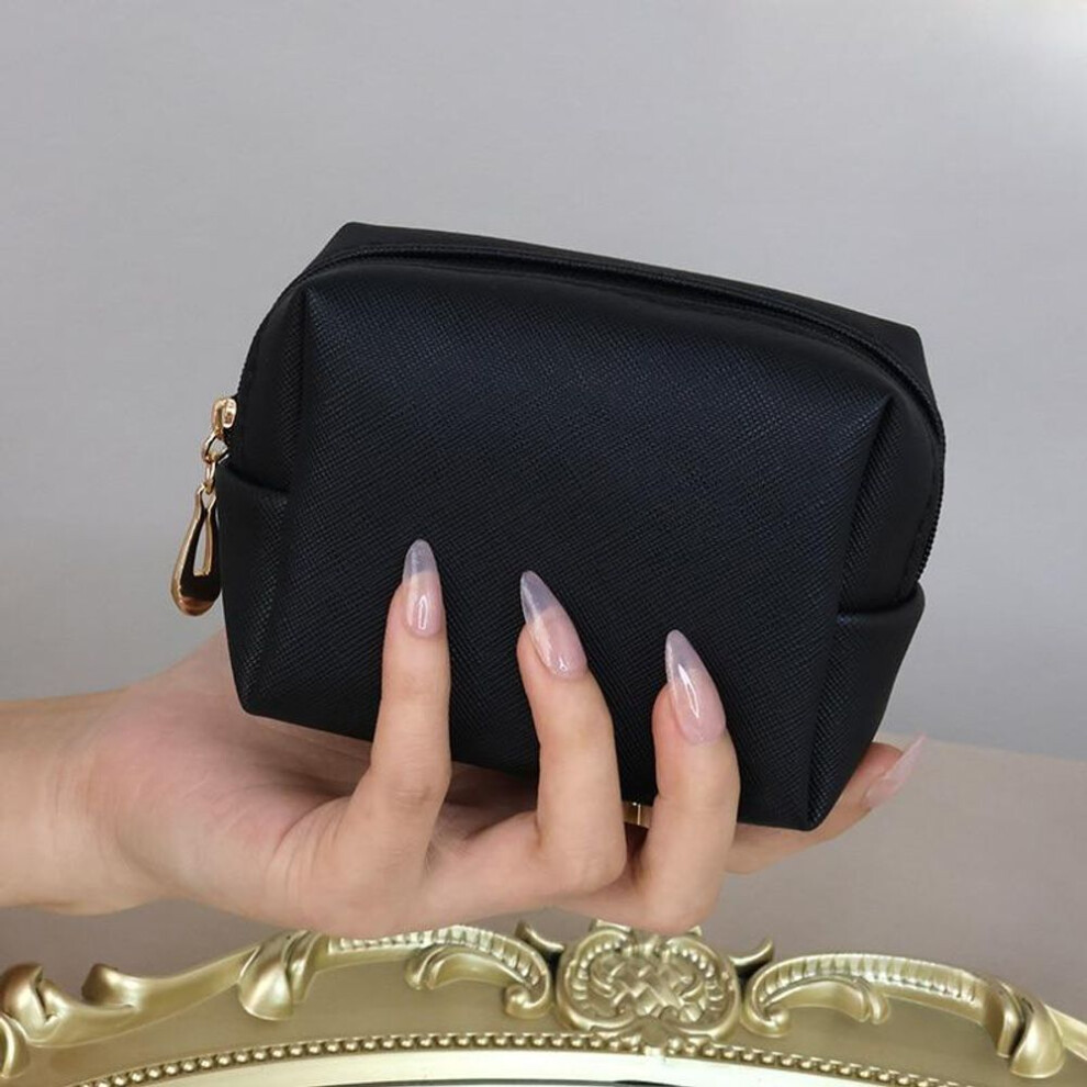 (black) Fashion Women&apos;s Portable Cosmetic Bag Mini Jewelry Bag Lipstick Bag Travel Small Makeup Organizer Storage Bag