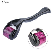 (1.5mm) 540 Titanium Micro Needle Derma Roller pour l'acné, la perte de cheveux, la régénération et la croissance