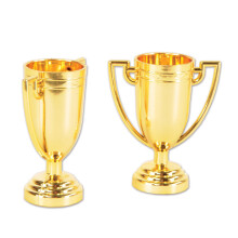 Poh re s trofejou