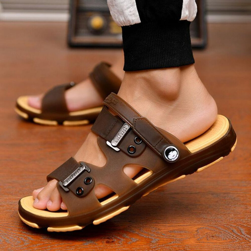 (brown, 45) Fashion Home Men Sandals Casual Durable Men Shoes Anti Skid Peep Toe Men Slippers Summer Shoes Sandalias Plus Size