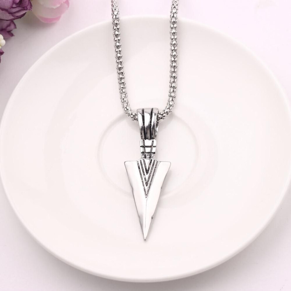 (silver) Men&apos;s  Design Matte Black Long Necklace With Arrow Pendant Jewelry Chain Hip Hop Punk Rock Christmas Halloween Gift