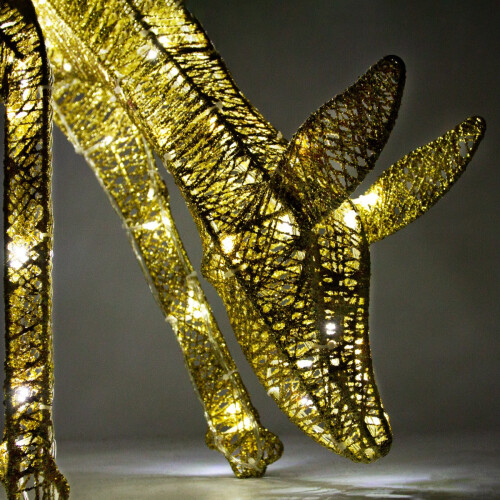 LED beleuchtetes goldenes Reh 2