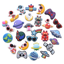 voor Crocs Lot van 50 stuks willekeurige PVC verschillende schoenbedels voor schoendecoratie schattige cartoon schoendecoratie