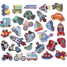 Lote de 30 bonitos parches bordados con motivos de tr?fico y coches para planchar y coser en chaquetas, gorros, mochilas, vaqueros, para decorar.