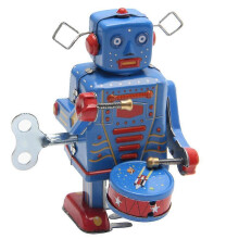 (As show, One size) Tin Robot Toys Retro Clockwork Wind Up Metal Walking Robot Toy Vintage Collectible Kids Gift