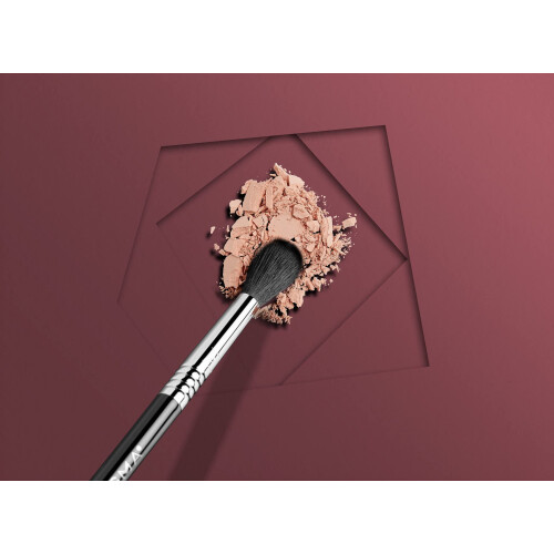 Sigma Beauty E45 Max     Kleiner, konischer Mischpinsel 1
