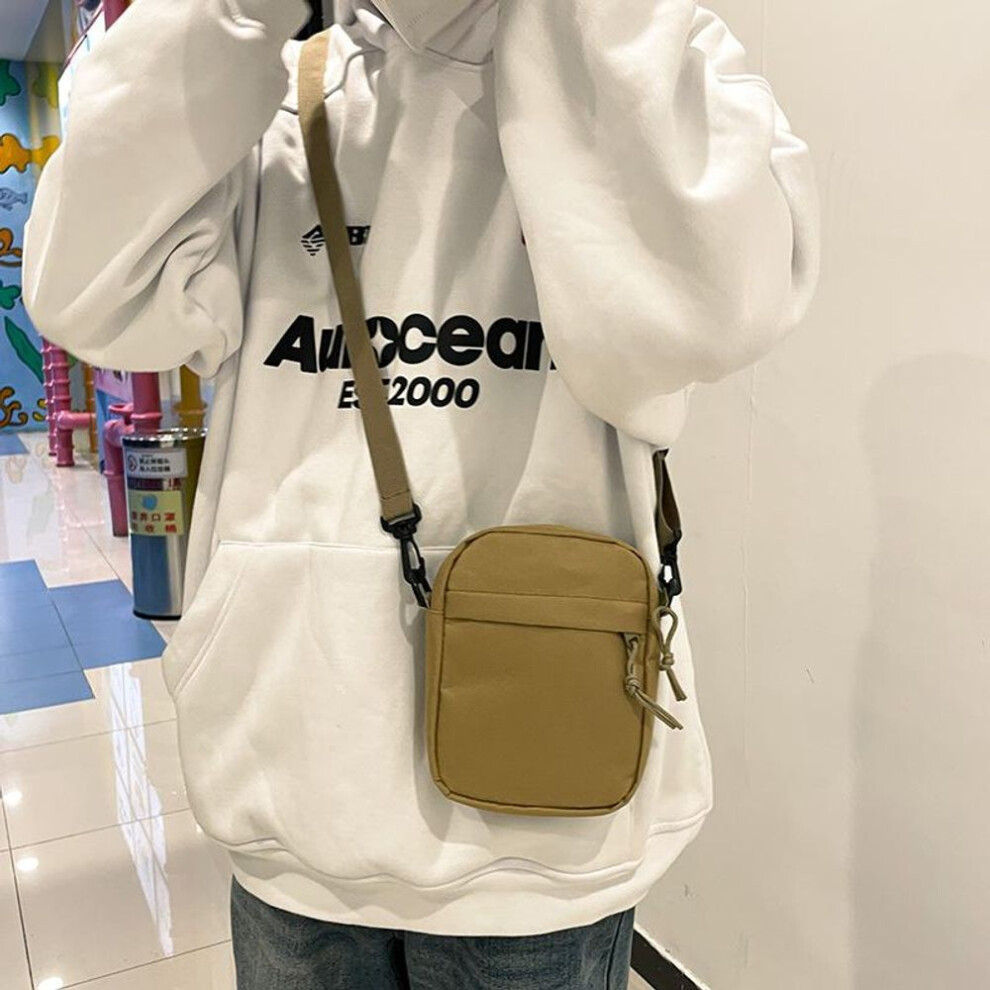(khaki) 2024 New Casual Men&apos;s Messenger Bag: Small, Simple, Trendy Mobile Phone Shoulder Bag For Men And Women.