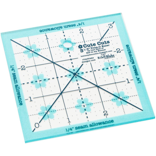 Lori Holt Trim IT Lineal Aqua 1