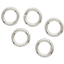 Strieborn uzavret spojovac kr ky Cousin DIY 4 mm pozl ten - 30 ks