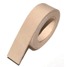 Cintur n de cuero de 8/9 onzas en bronceado vegetal natural Dangerous Threads, en blanco, largo S
