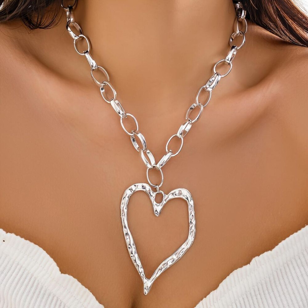 (silver) Exaggerated Heart O-shaped Chain Necklace, Big Love Necklace Alloy Romantic Jewelry For Women Valentine&apos;s Day Gift