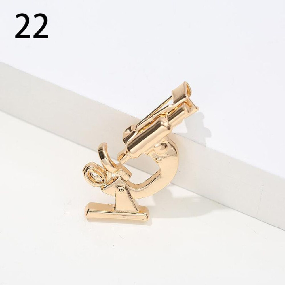 (22) Nurse Cute Enamel Medical Brooches Heartbeat Shape Jewelry Colorful Stethoscope Hospital Doctor