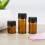 AFMNQZ 50Pack 2ML Κεχριμπαρένια Μπουκάλια με Ρυθμιστή και Καπάκι 3