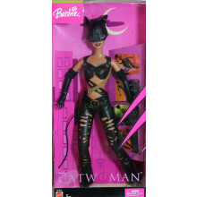 Barbie como Halle Berry em Catwoman