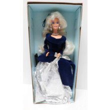 BARBIE Special Edition Winter Velvet Doll Caucasian 1st em uma s   rie