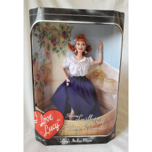 Barbie como Lucy en I Love Lucy - La pel   cula italiana de Lucy, episodio 150