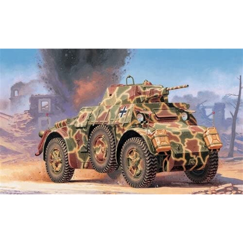 Italeri 7052S Autoblinda AB 43 1