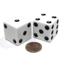 Koplow Games Set mit 2 D6 25 mm groen undurchsichtigen Jumbo-Wrfeln  Wei mit schwarzen Punkten