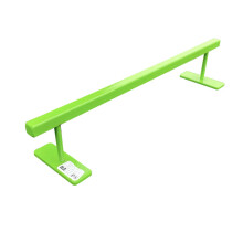 Rail plano de 2" de altura EMA Ramps para fingerboard, perfecto para parques de fingerboard