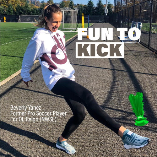 Kickit | Der Original Birdie Fußballtrainer | Für drinnen, draußen, Garten, Strand oder Tailgate (Grün) 2