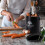 Perfnique Kitchen Compost Bin 13 Galloni Compost Bin da banco con coperchio Compost Bin per interni Include rivestimento interno e 2