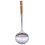 Colher de Wok Tablecraft com Cabo de Bambu, 15", Marrom 1