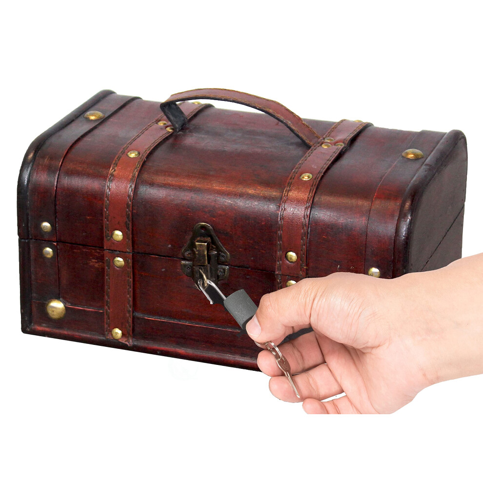 Coffre     tr   sors d   coratif vintage en bois avec poign   e et petit cadenas
