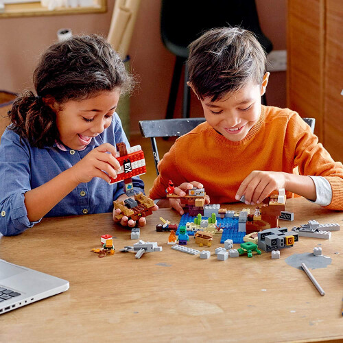 LEGO LEGO Minecraft Το Πειρατικό Καράβι Περιπέτειας 21152 (386 Τεμάχια) 1