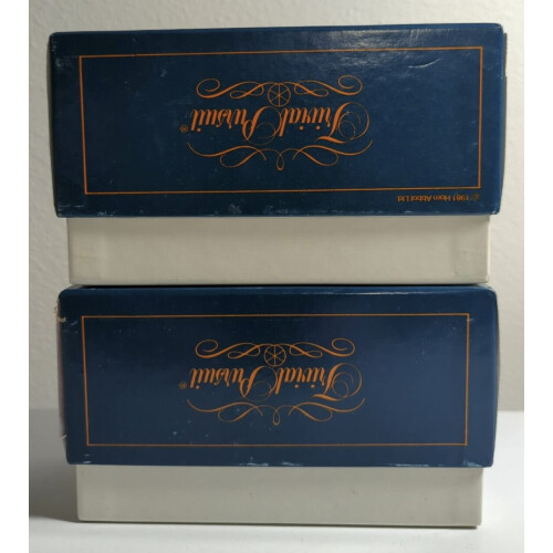 Trivial Pursuit Genus Edition Card Set Only (boxed)